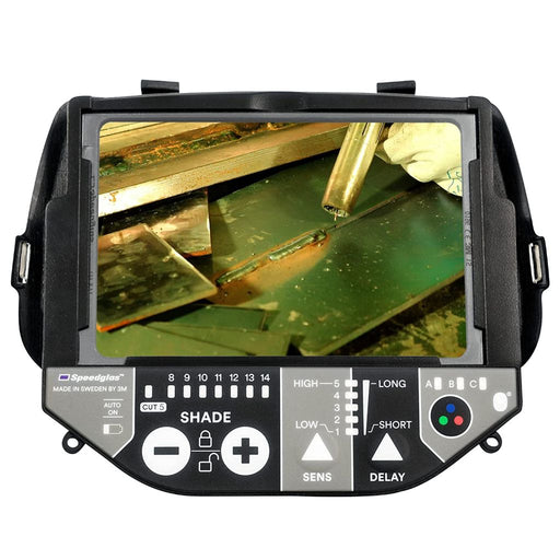 interior view of 3m speedglas g5-01 light filter showing a mig weld